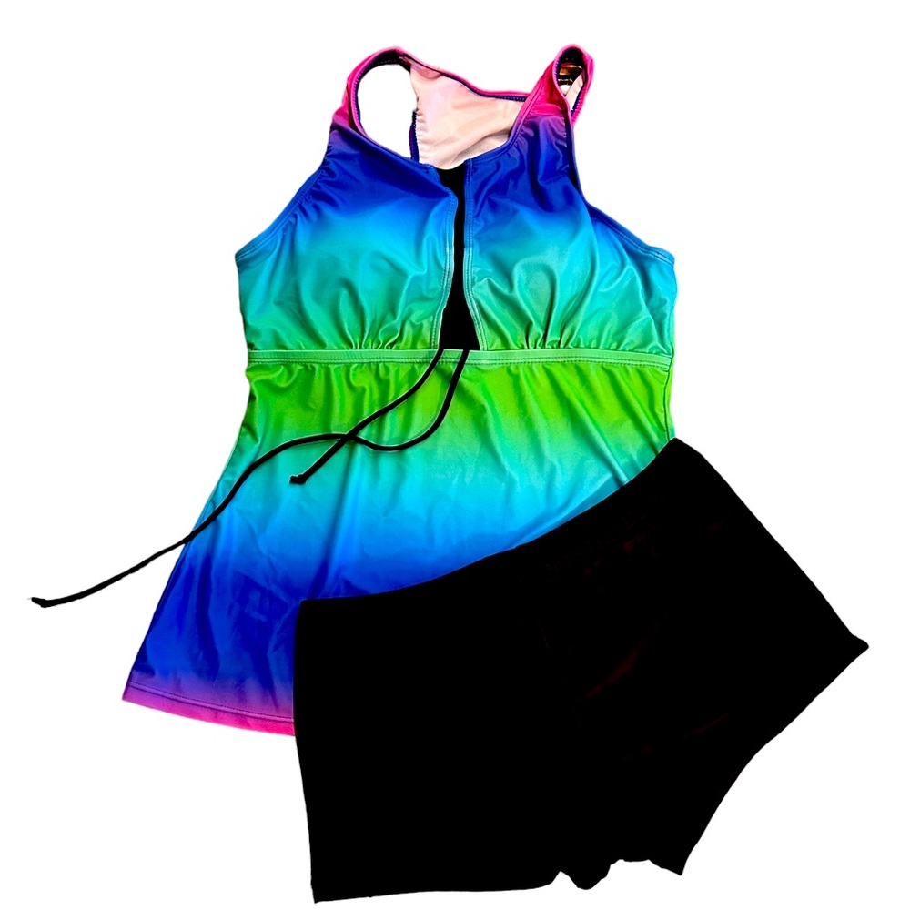 Modest Colorful racerback tankini set with boy shorts bottoms size medium NWT
